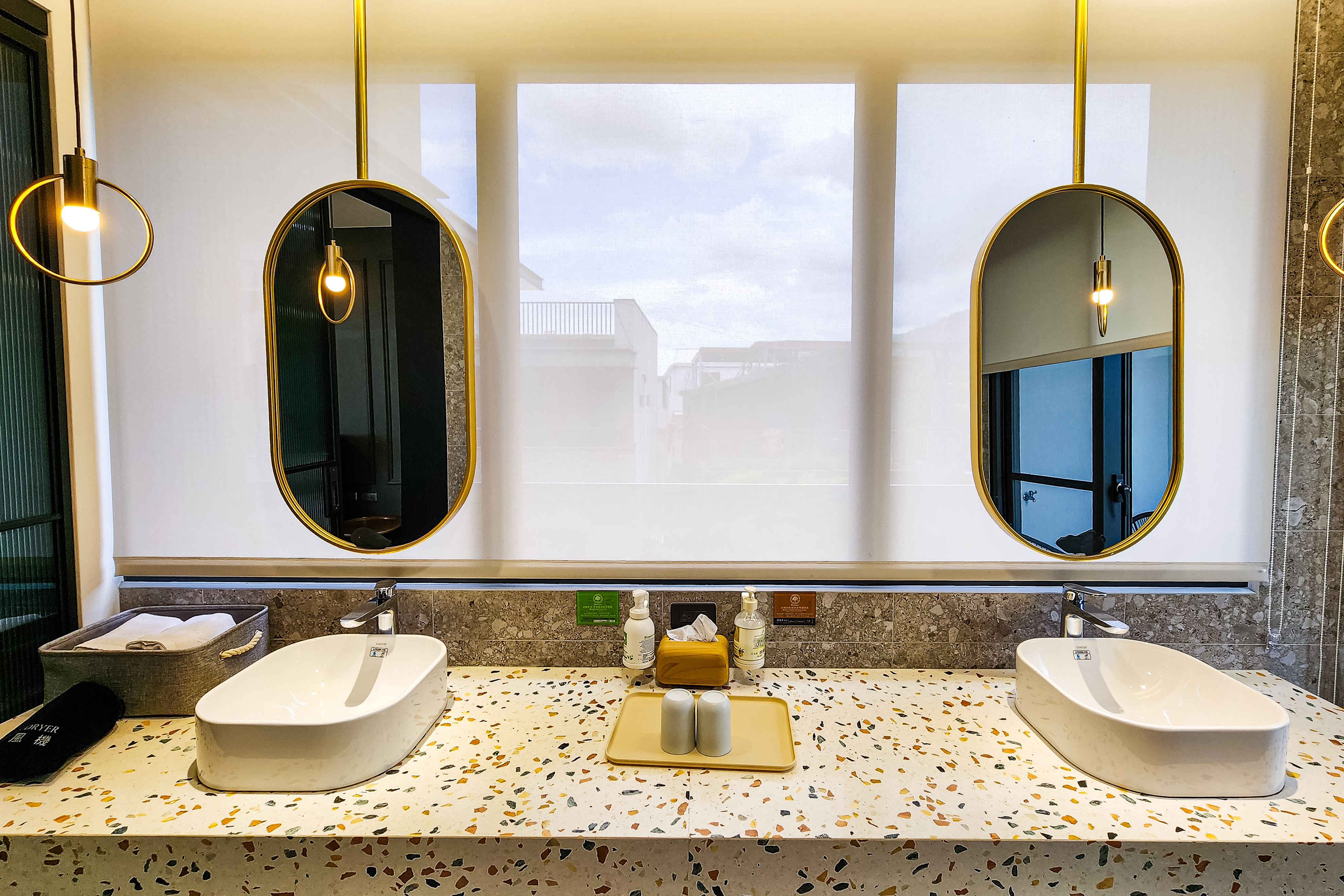 茶田關舍 貳館中的「茶月山景雙人房」客房 第6張照片