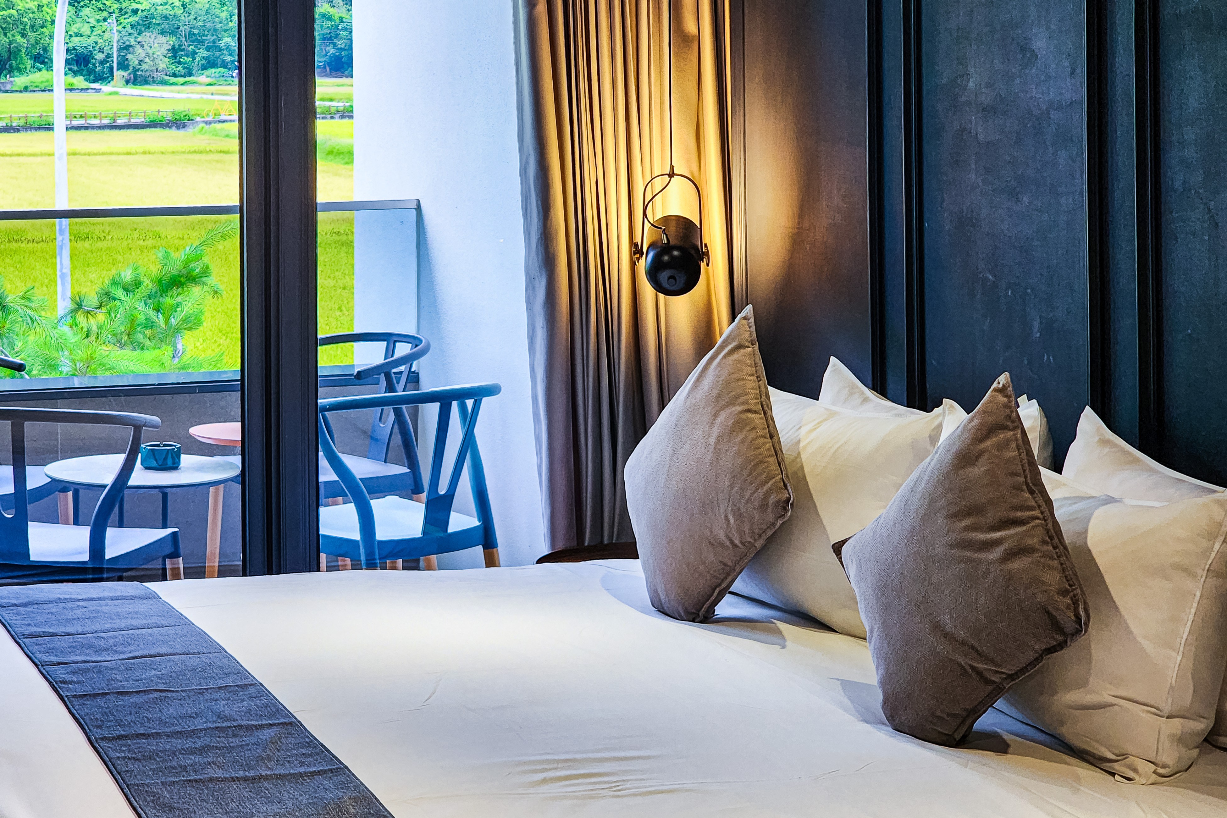 茶田關舍 貳館中的「茶秧山景四人房」客房 第6張照片